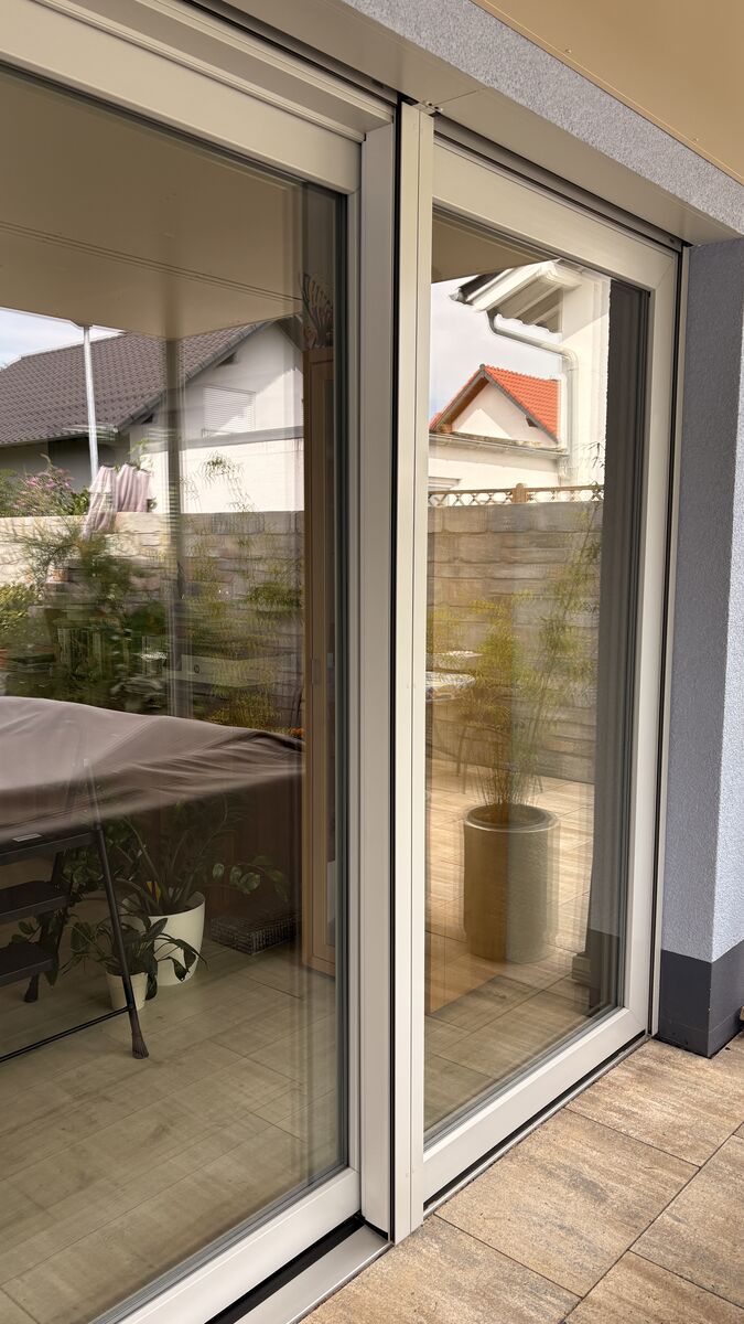 Fensterreinigung Brühl - Kristallklare Sicht garantiert