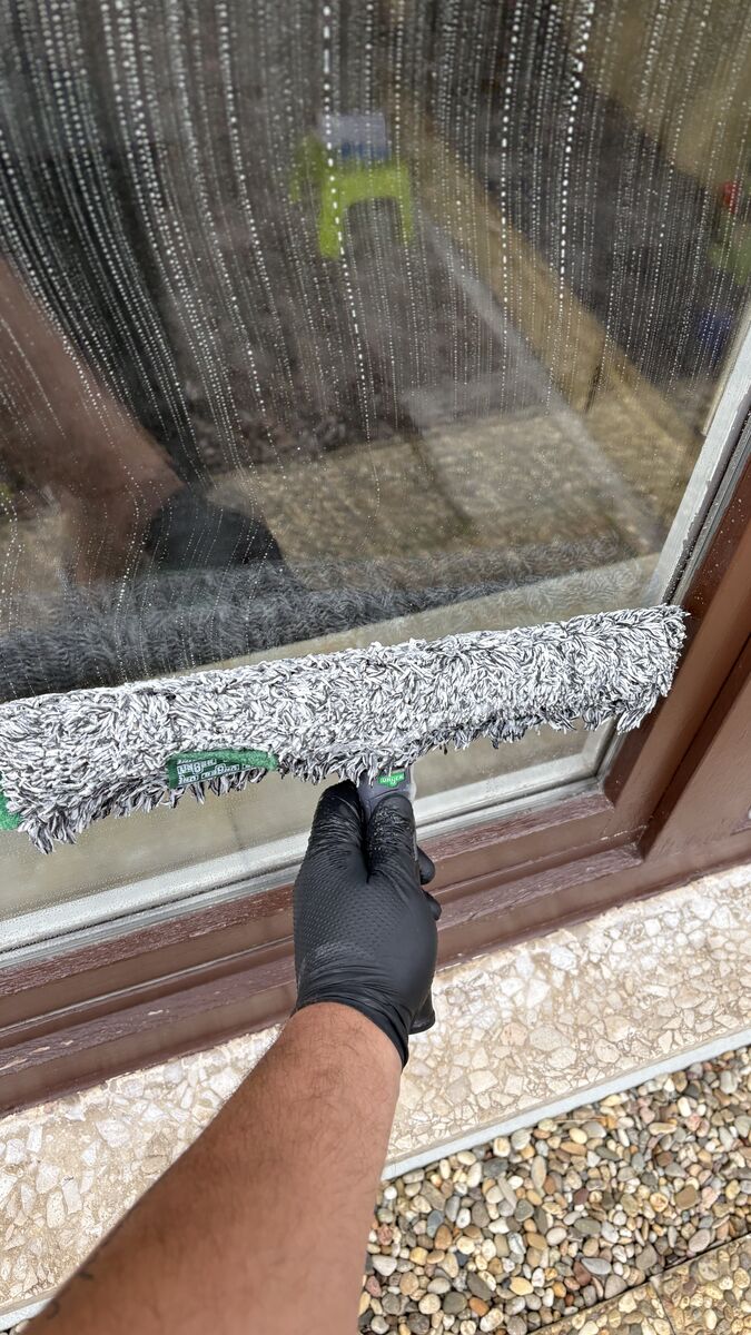 Saubere Fenster Plankstadt - Qualitätsarbeit Engin